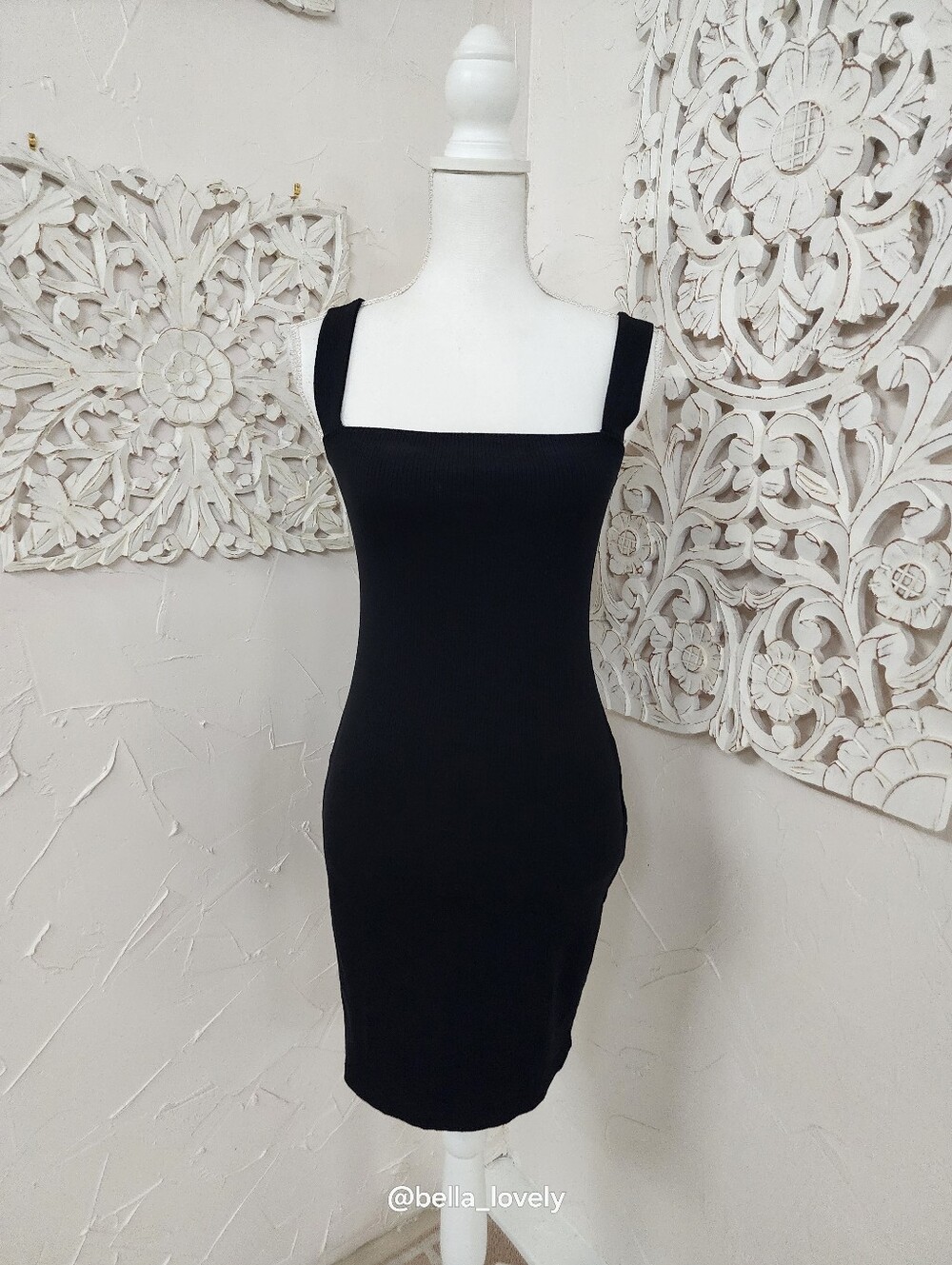 Classic Black Square-Neck Bodycon Dress